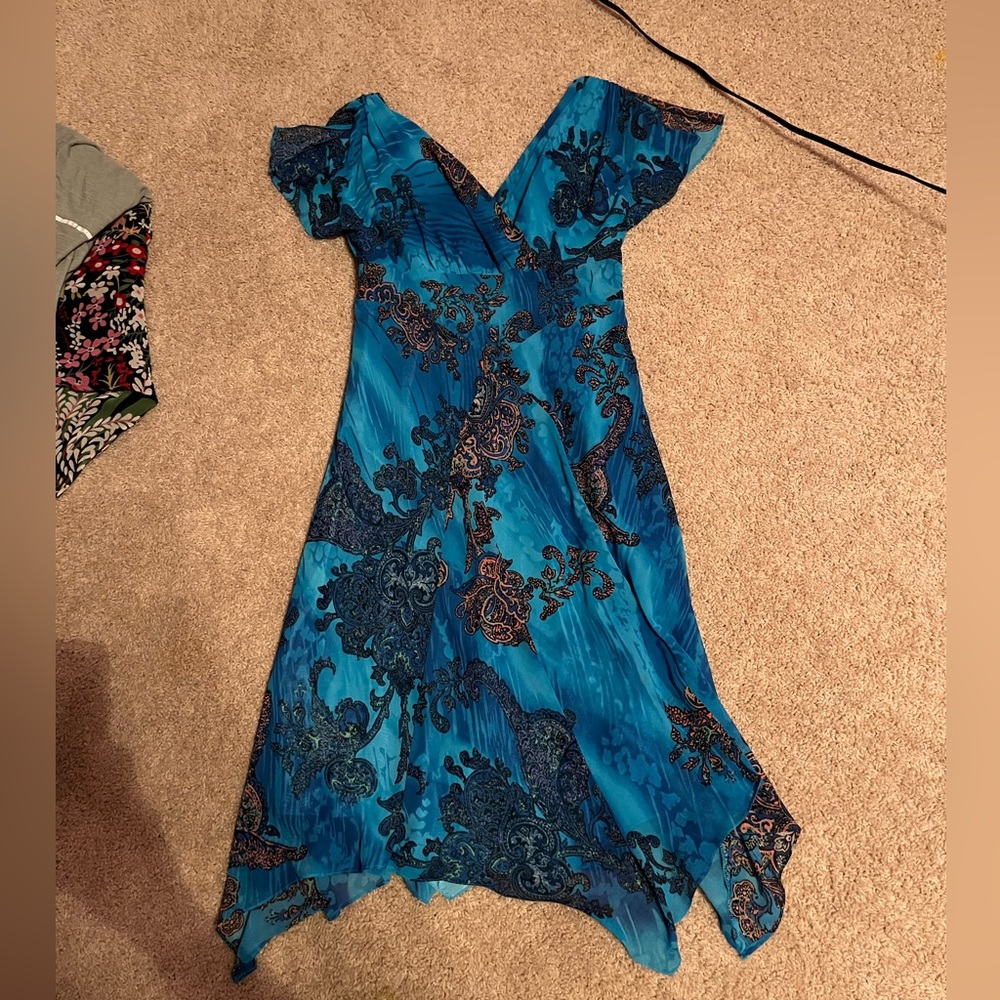 Blue patterned short sleeve midi dress never worn